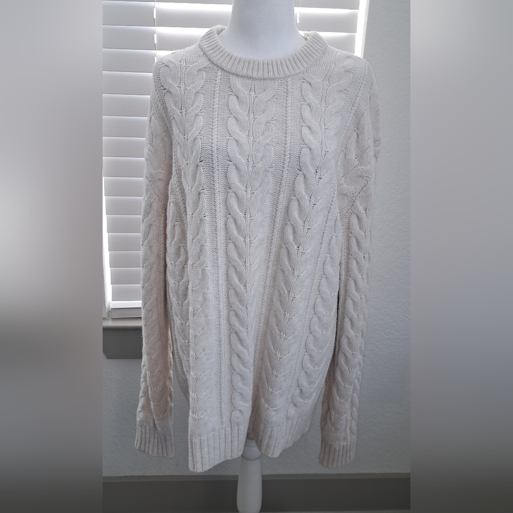 Goodfellow & Co Cream Cable Knit Sweater